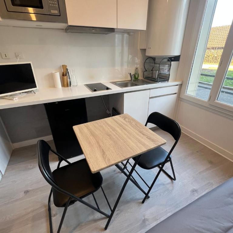 Magnifique studio refait à neuf confortable et pratique - One-Bedroom Apartment - 10