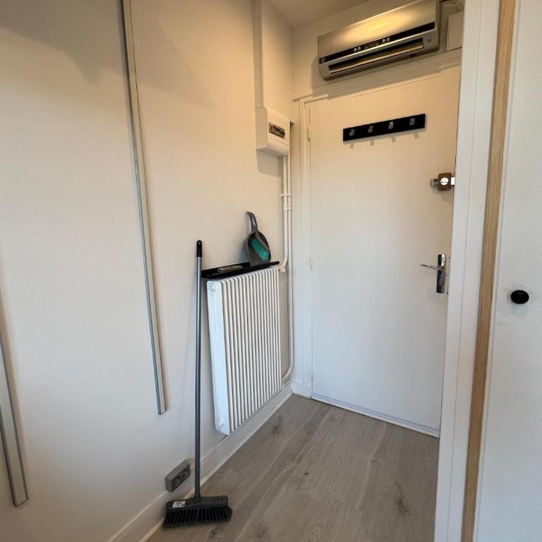 Magnifique studio refait à neuf confortable et pratique - One-Bedroom Apartment - 5