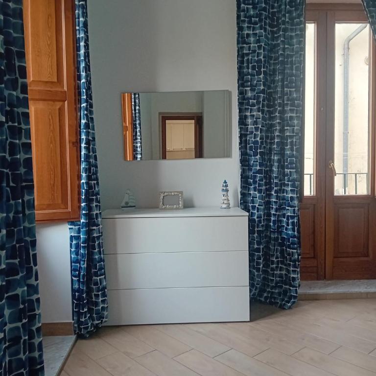 Light blue house - Appartamento Deluxe con 2 Camere da Letto e Balcone - 5