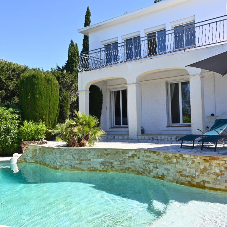 Villa 3 étoiles de 120m2 - vue mer - clim - mer à 600m - Villa - 6