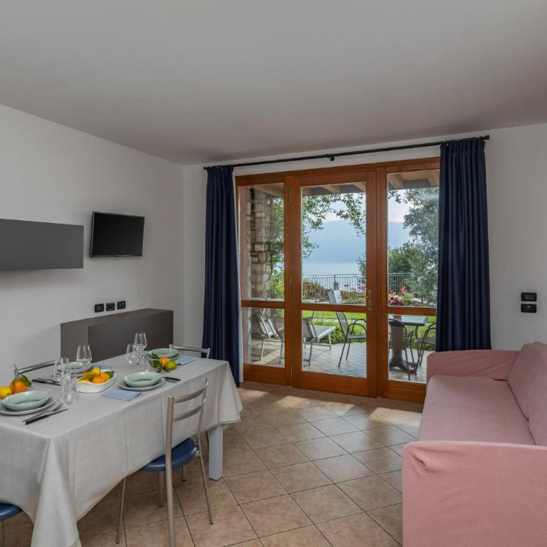 Residence Borgo Dei Limoni - Appartamenti con Garage - Appartamento con 1 Camera da Letto e Vista Lago (4 Adulti) - 10