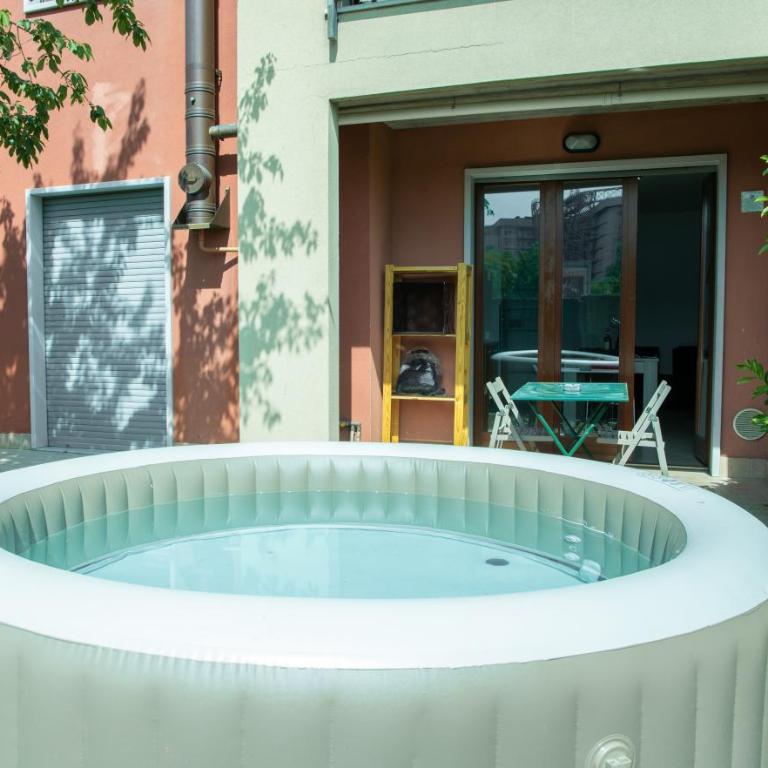 Garden Jacuzzi House - Appartamento con 1 Camera da Letto - 1