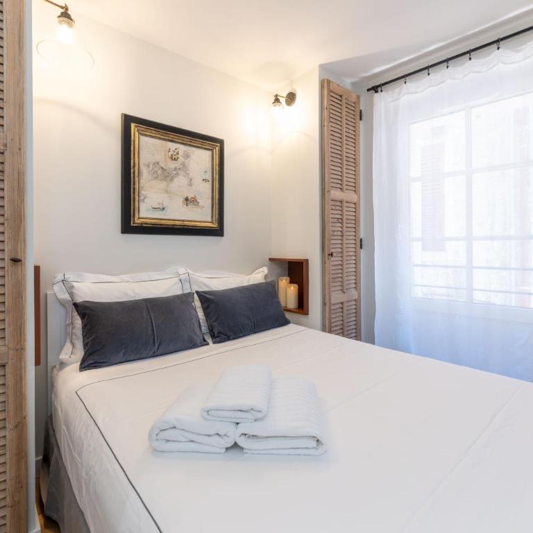 Les Petits Volets Appartements à 100m de la mer - Appartement avec Terrasse - 7