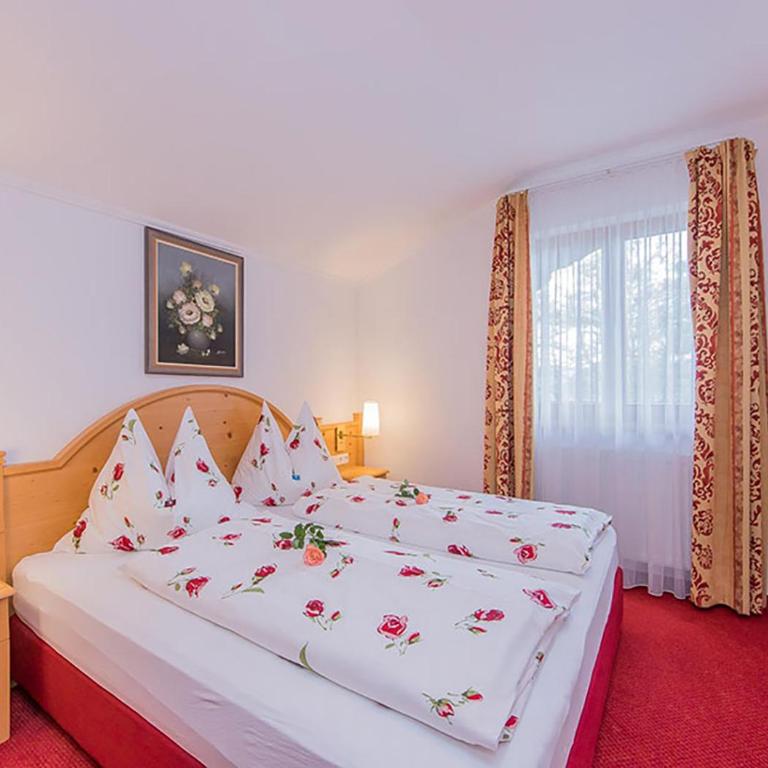 Hotel - Pension Ötzmooshof - Apartment mit 1 Schlafzimmer, Balkon und Bergblick - 4