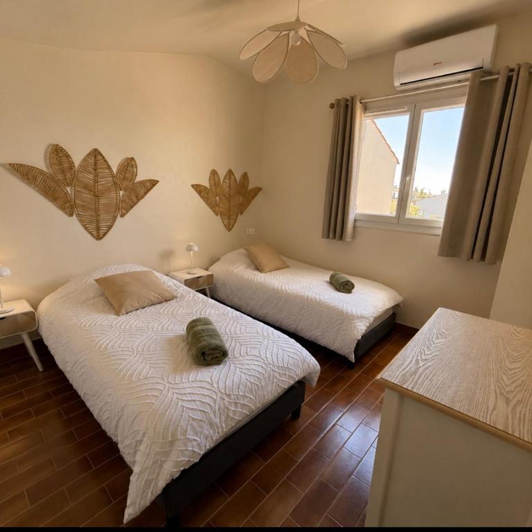 Casa Santa - charmante villa avec jardin - Maison 3 Chambres - 34