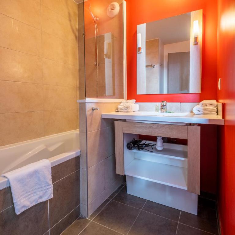 Résidence Pierre & Vacances Atria-Crozats - Appartement 1 Chambre avec Balcon - Vue sur Montagne (4 Personnes) - 4