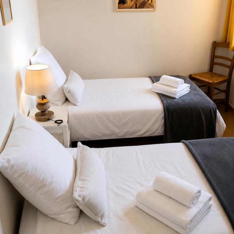 Vaste appartement avec vue sur le port de plaisance - Two-Bedroom Apartment - 12