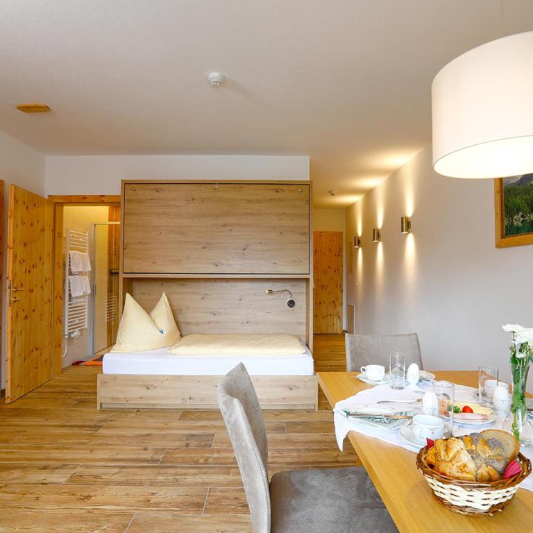Hotel - Pension Ötzmooshof - Deluxe Apartment mit 1 Schlafzimmer - 2