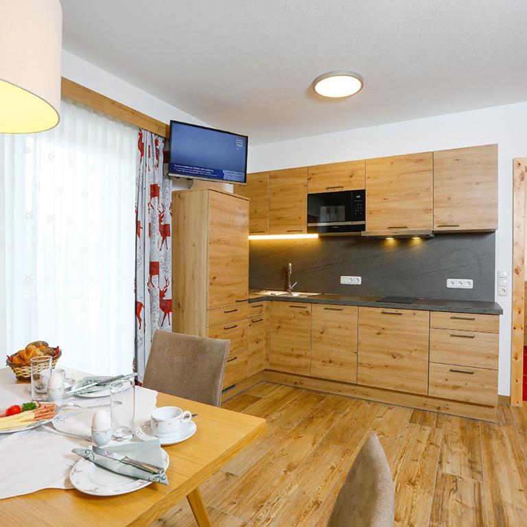 Hotel - Pension Ötzmooshof - Deluxe Apartment mit 1 Schlafzimmer - 7