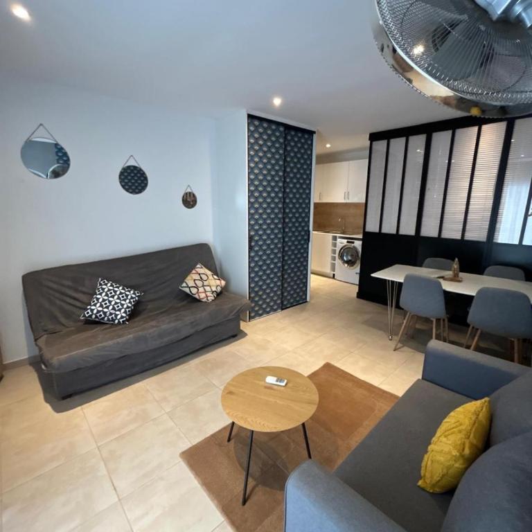 Appartement Centre-ville a 100 mètre de la plage - Apartamento de 1 dormitorio - 5