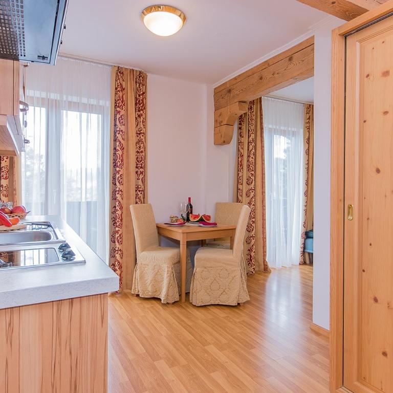 Hotel - Pension Ötzmooshof - Apartment mit 1 Schlafzimmer, Balkon und Bergblick - 7