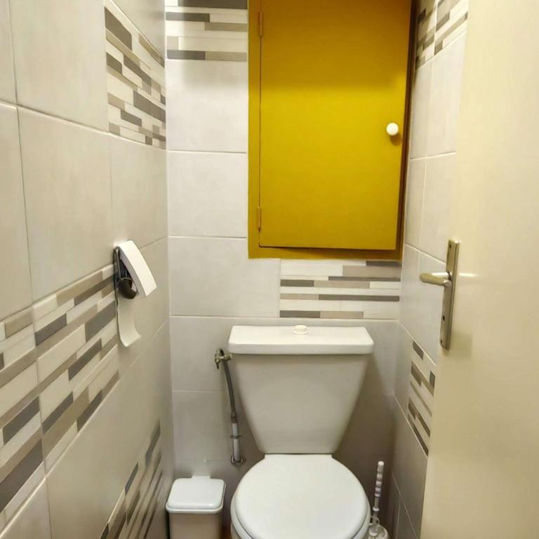 Charmant T2 climatisé avec piscine et parking à 20m de la mer, pour 5 pers - FR-1-607-100 - Appartement (5 Adultes) - 32