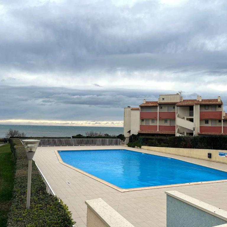 Studio cabine spacieux avec piscine, proche plage - FR-1-607-81 - Studio - 32