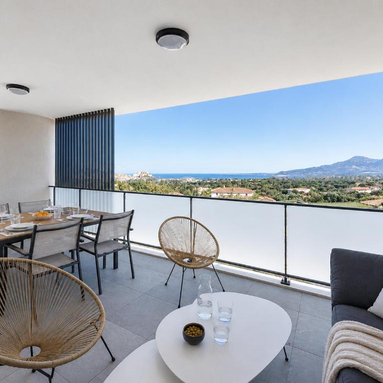 Appartement avec vue panoramique sur la mer - Apartamento 1 dormitorio con vistas al mar y terraza - 1