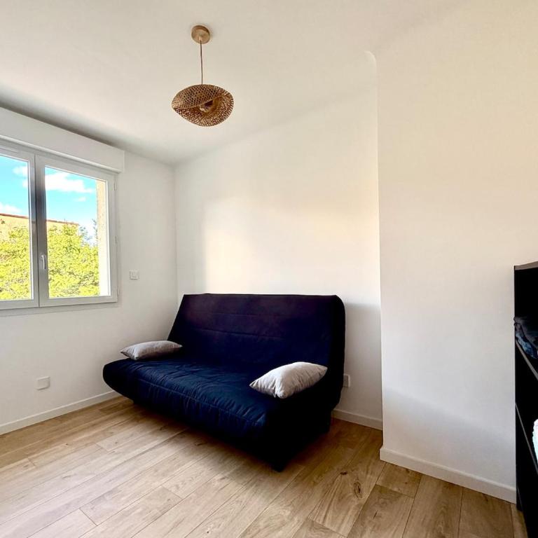 Maison moderne, 4 chambres avec piscine à Nîmes - Villa - 10