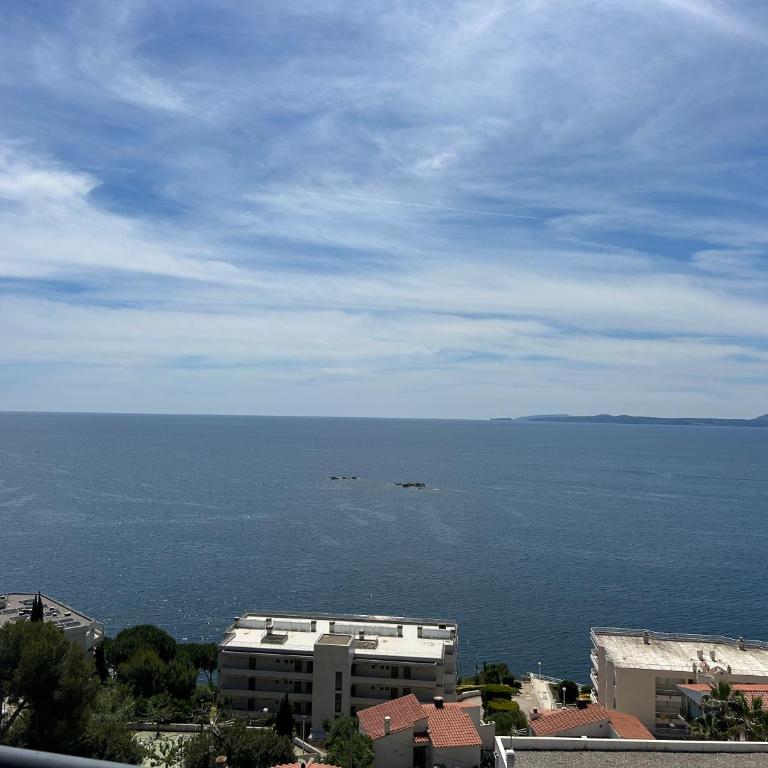 Appartement vues mer proche plage - Two-Bedroom Apartment - 27