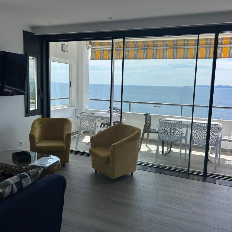 Appartement vues mer proche plage - Two-Bedroom Apartment - 7