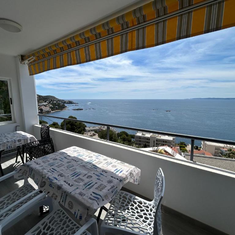 Appartement vues mer proche plage - Two-Bedroom Apartment - 25
