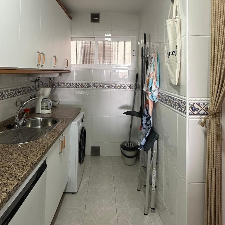 Sevillanos - Apartamento Deluxe de 2 dormitorios con vistas al mar - 10