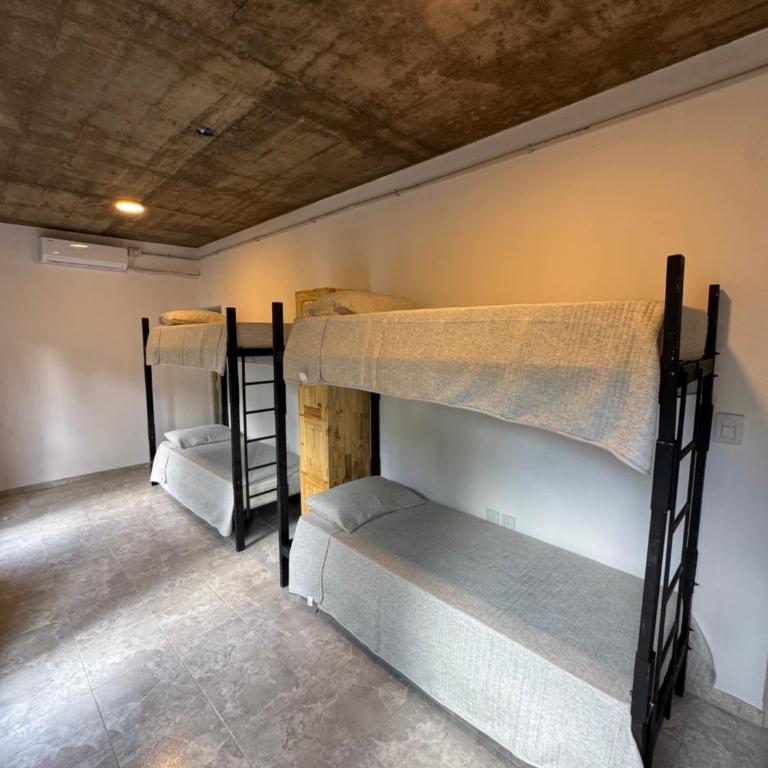 Urban River Hostel - 4-Bed Mixed Dormitory Room - 4