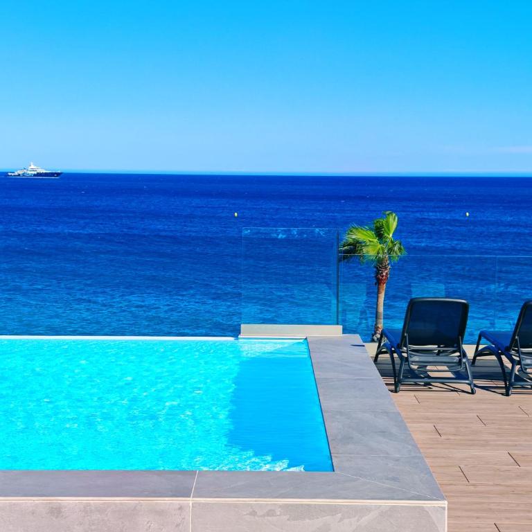 Pearl Beach - Rooftop Pool Seaside - Apartamento con vistas a las montañas - 1