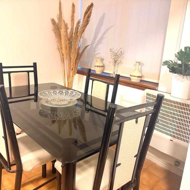 CALIDO y confortable depto, en el centro De Mendoza - One-Bedroom Apartment - 6