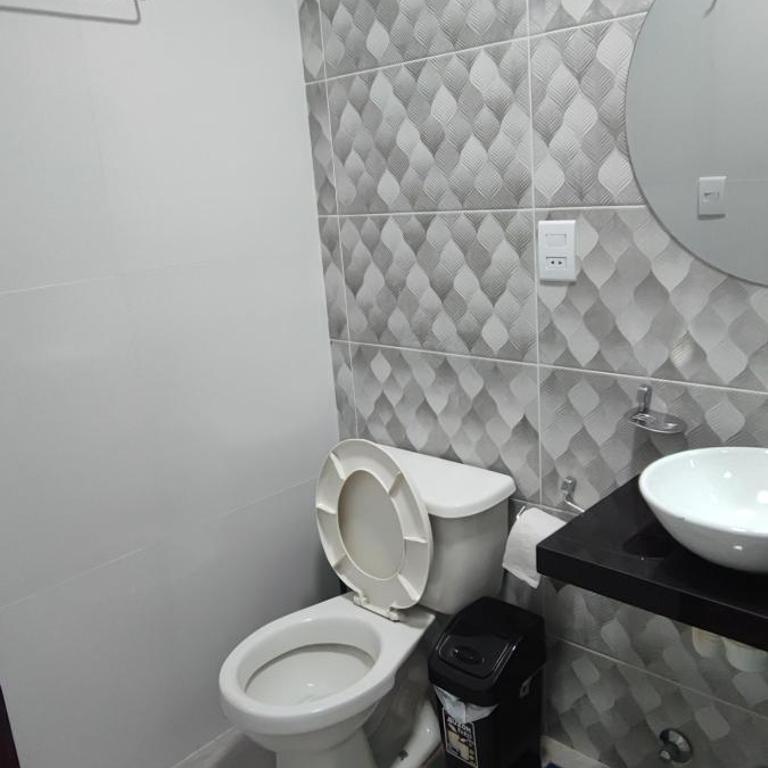 Hostal Independencia - Superior Quadruple Room - 5