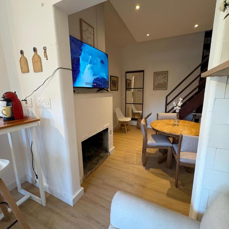 Apartamento en Carrasco, cerca a Lawn Tennis, LATU y Sofitel - Two-Bedroom Apartment with Garden View - 7