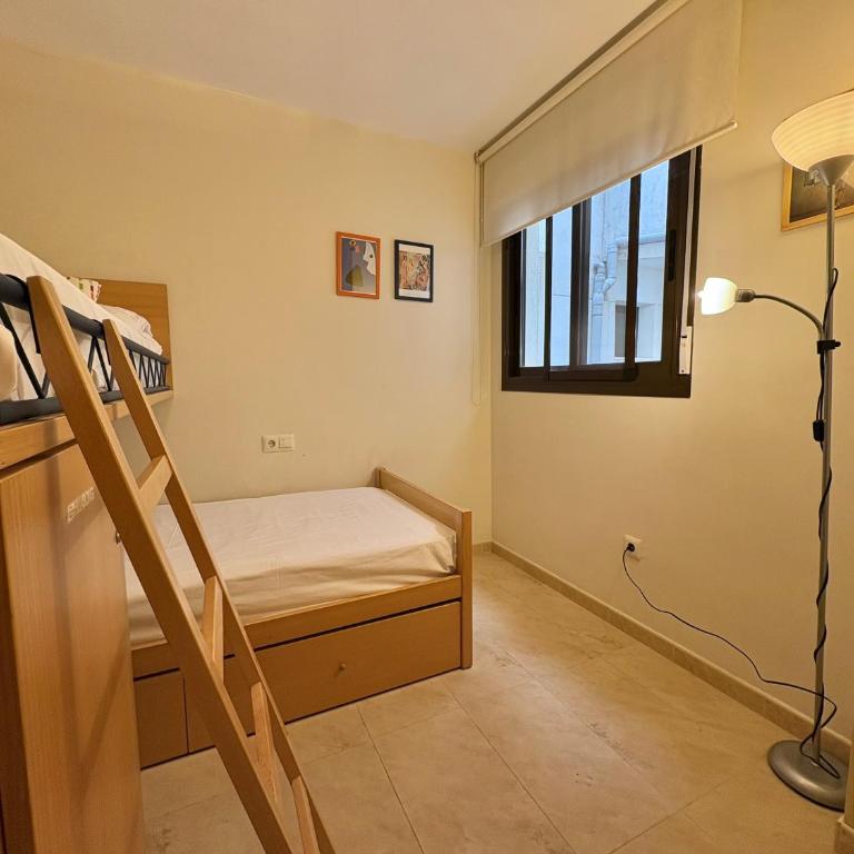 Apartamento con piscina en llandels para la familia - Apartamento de 2 dormitorios - 2