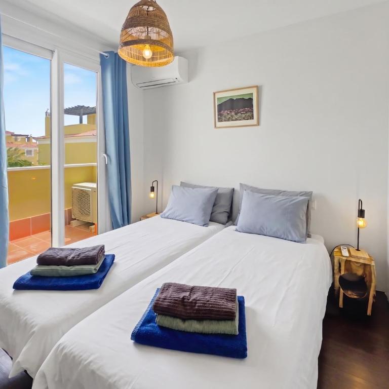 Villa Solymar - Private heated pool & Fiber-Optic WiFi - Villa with Private Pool - 12