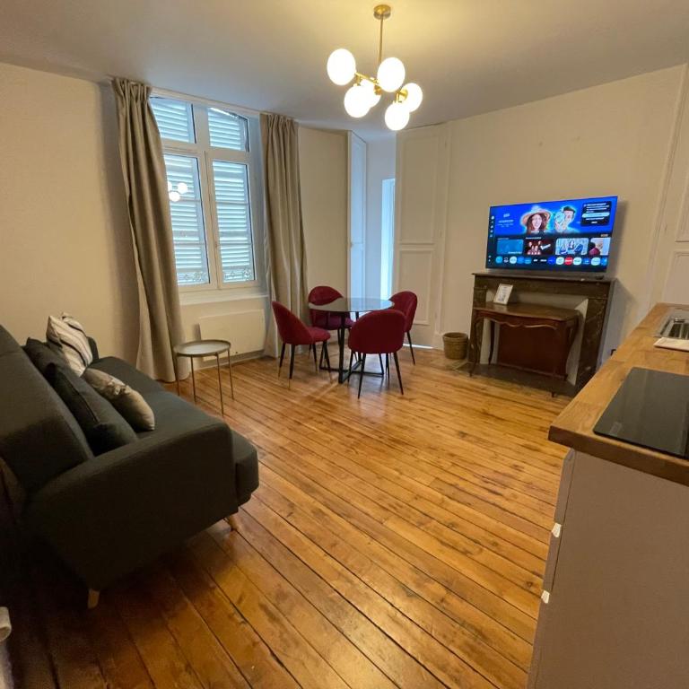 Appartements boutique dans un hôtel particulier rénové Centre & gare Parking privé Villa Vermillon Galerie - Apartamento Deluxe de 1 dormitorio - 19