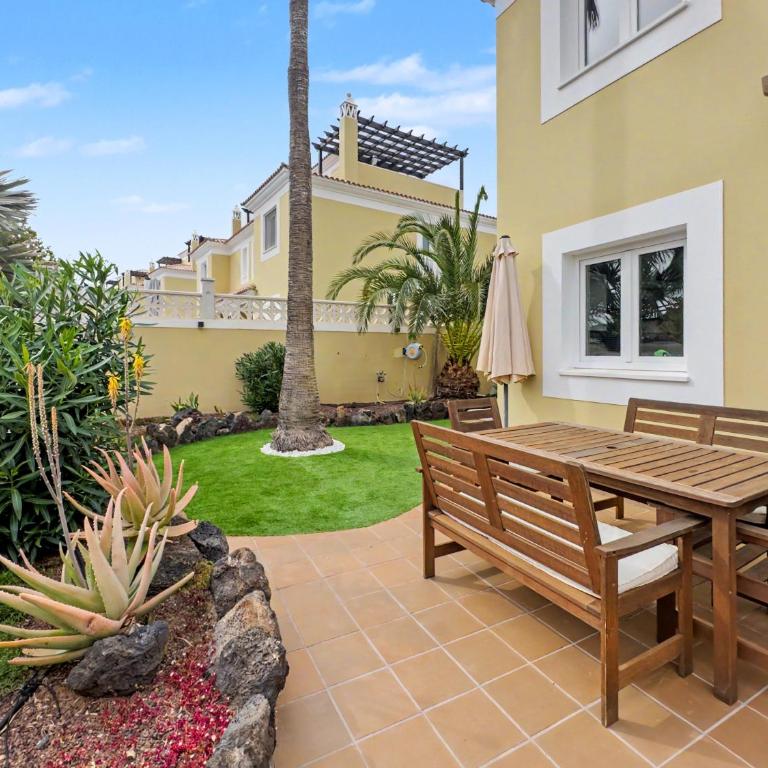 Villa Solymar - Private heated pool & Fiber-Optic WiFi - Villa with Private Pool - 38