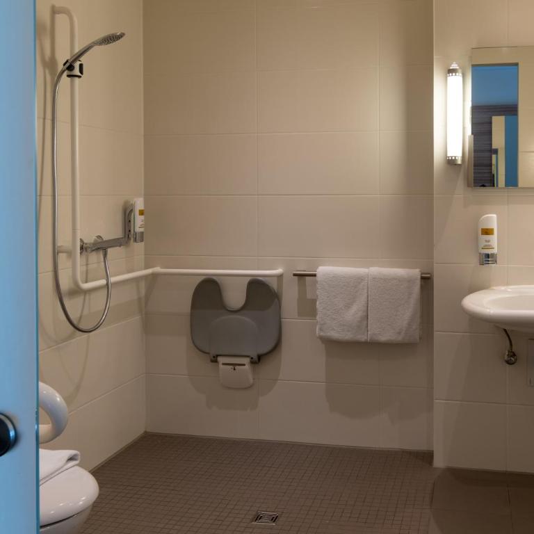 Star G Hotel Premium München Domagkstraße - Camera King Superior - Accesso Disabili - 4