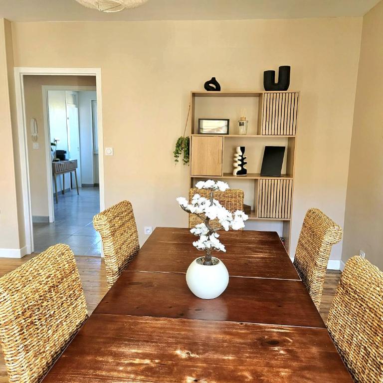 Japandi, T3 avec garage, stade & hôpitaux - Apartamento de 2 dormitorios - 13