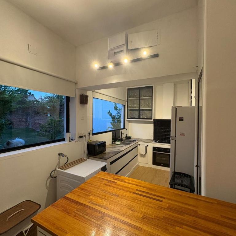 Apartamento en Carrasco, cerca a Lawn Tennis, LATU y Sofitel - Two-Bedroom Apartment with Garden View - 8