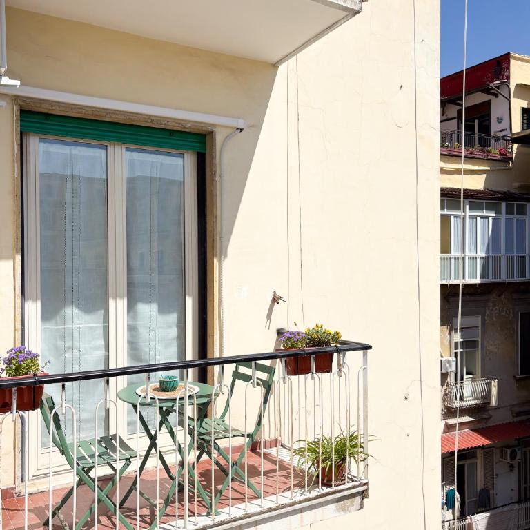 La Scaletta 103 Plebiscito & Metro in 1 min - Appartamento con 1 Camera da Letto - 30