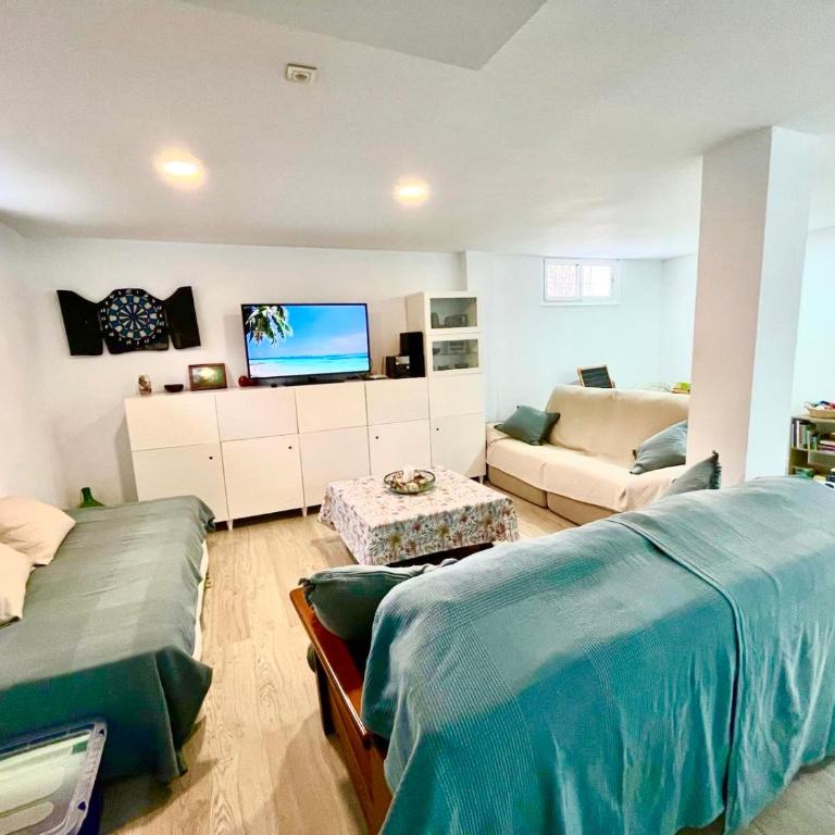 CASA DE DISEÑO EN LA PLAYA. - Casa de 5 dormitorios - 21