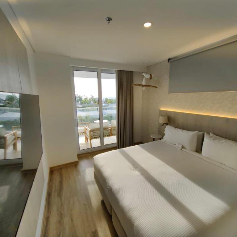 Aluna Beach - Two-Bedroom Apartment - 1