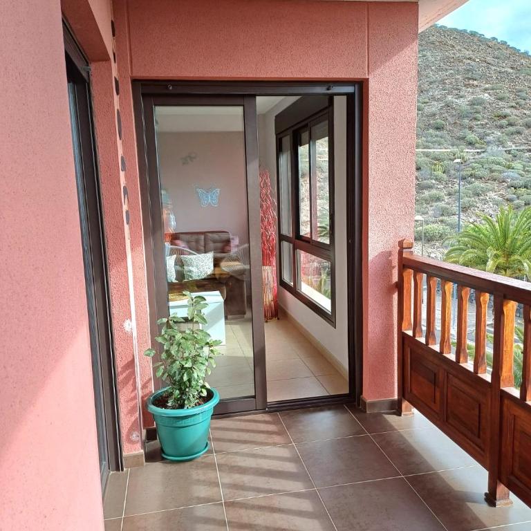 Apartamento Ático Emilia - Two-Bedroom Apartment with Balcony and Terrace - 26