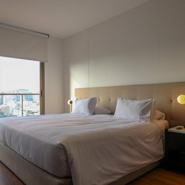 Upscale 2BR Duplex with Balcony in Miraflores - Apartamento de 2 dormitorios con balcón - 2