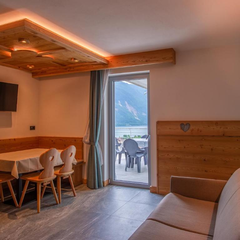 Dolomites Chalet Wolf - Apartment mit 1 Schlafzimmer - 2