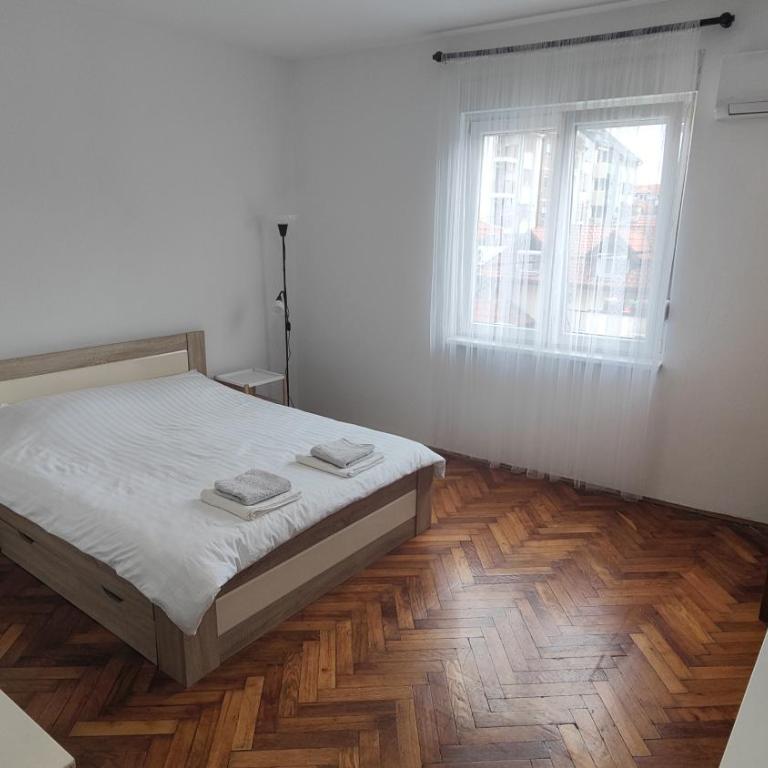 M Apartment - Apartman sa 1 Spavaćom Sobom - 2