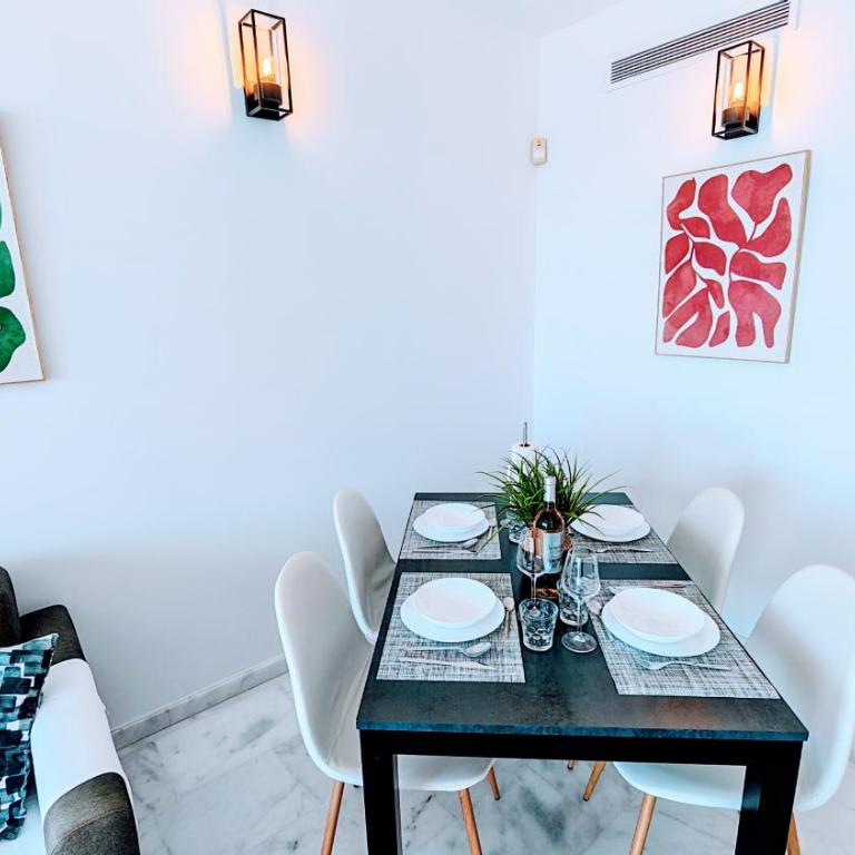 Floor 29 - Two-bedroom apartment with Sea Views - Apartment with Sea View - 24