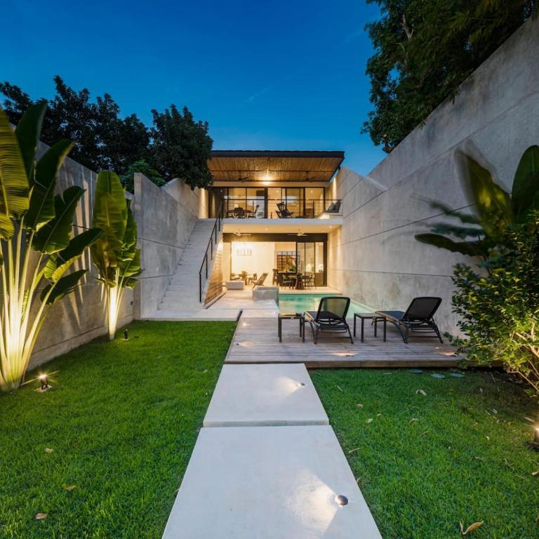 Nymeria Luxurius family deisgn home in Mejorada - Four-Bedroom Vacation Home - 24