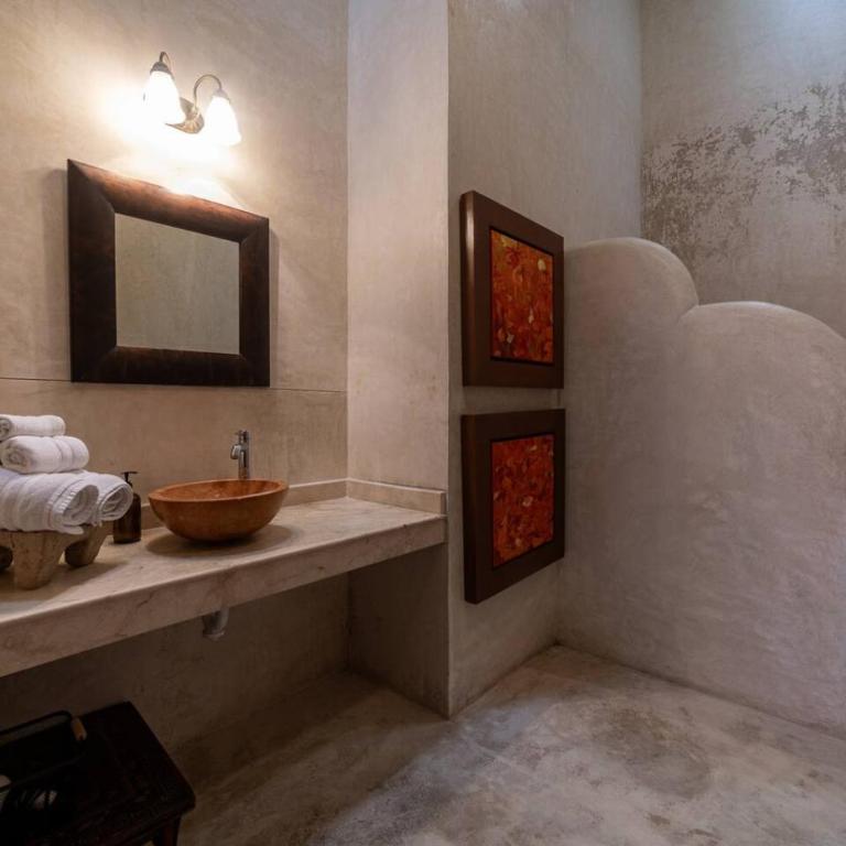 Family 3 bdrm Hacienda House in Centro - Three-Bedroom Vacation Home - 11