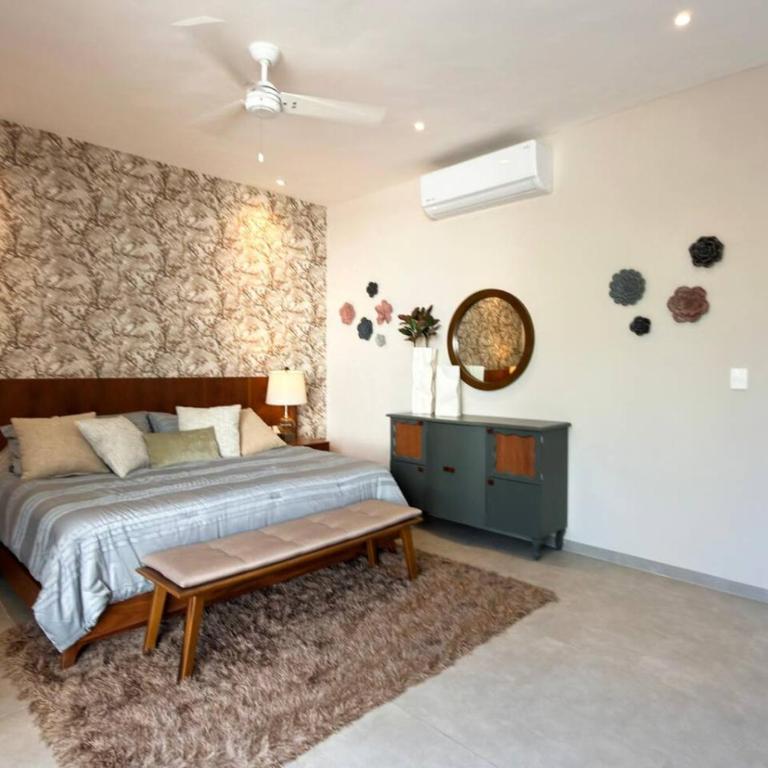 Casa Naranjas Design home with Pool and Jacuzzi - Two-Bedroom House - 2
