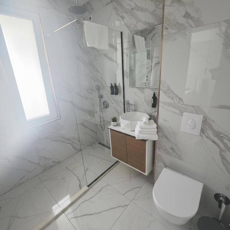 Uma Premium - Apartman sa Balkonom - 4