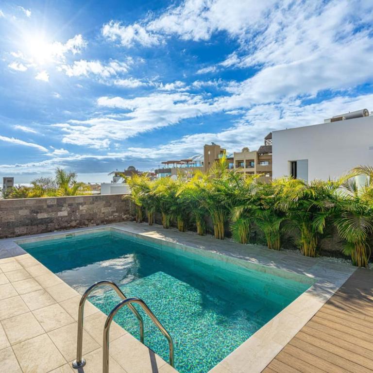 Prime location 5-bedroom villa, Playa Del Duque - Casa - 4