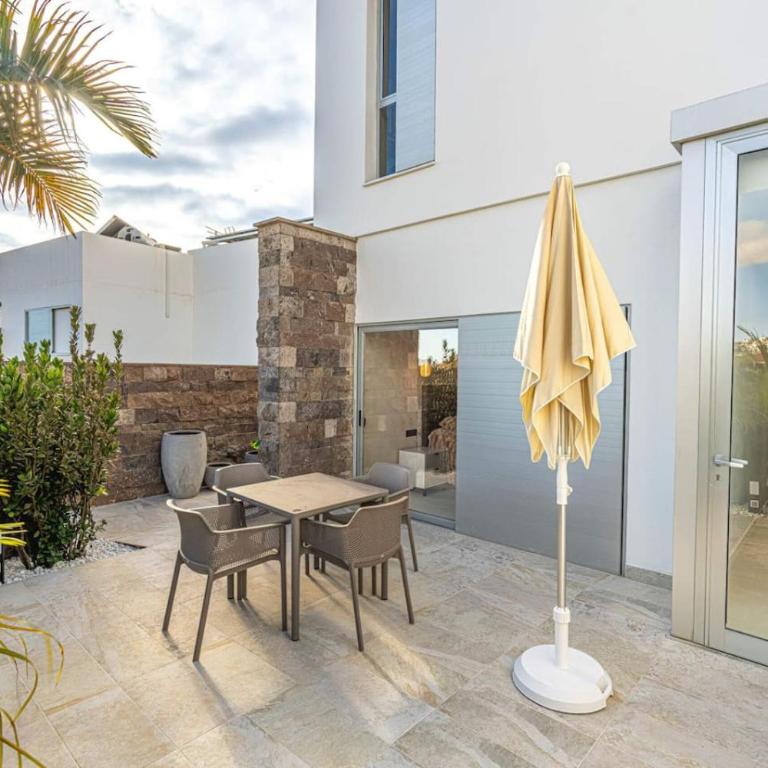 Prime location 5-bedroom villa, Playa Del Duque - Casa - 23
