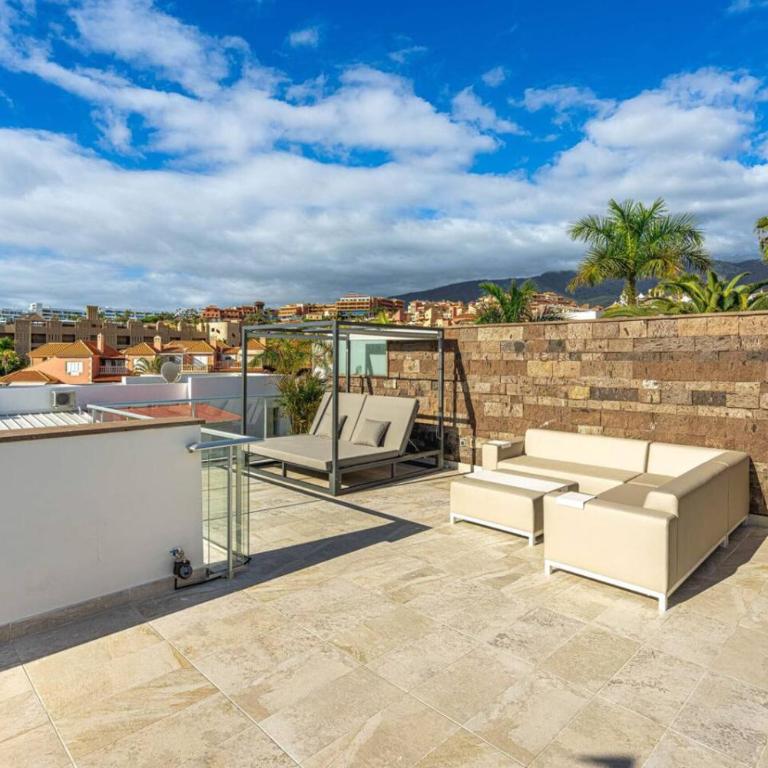 Prime location 5-bedroom villa, Playa Del Duque - Casa - 53